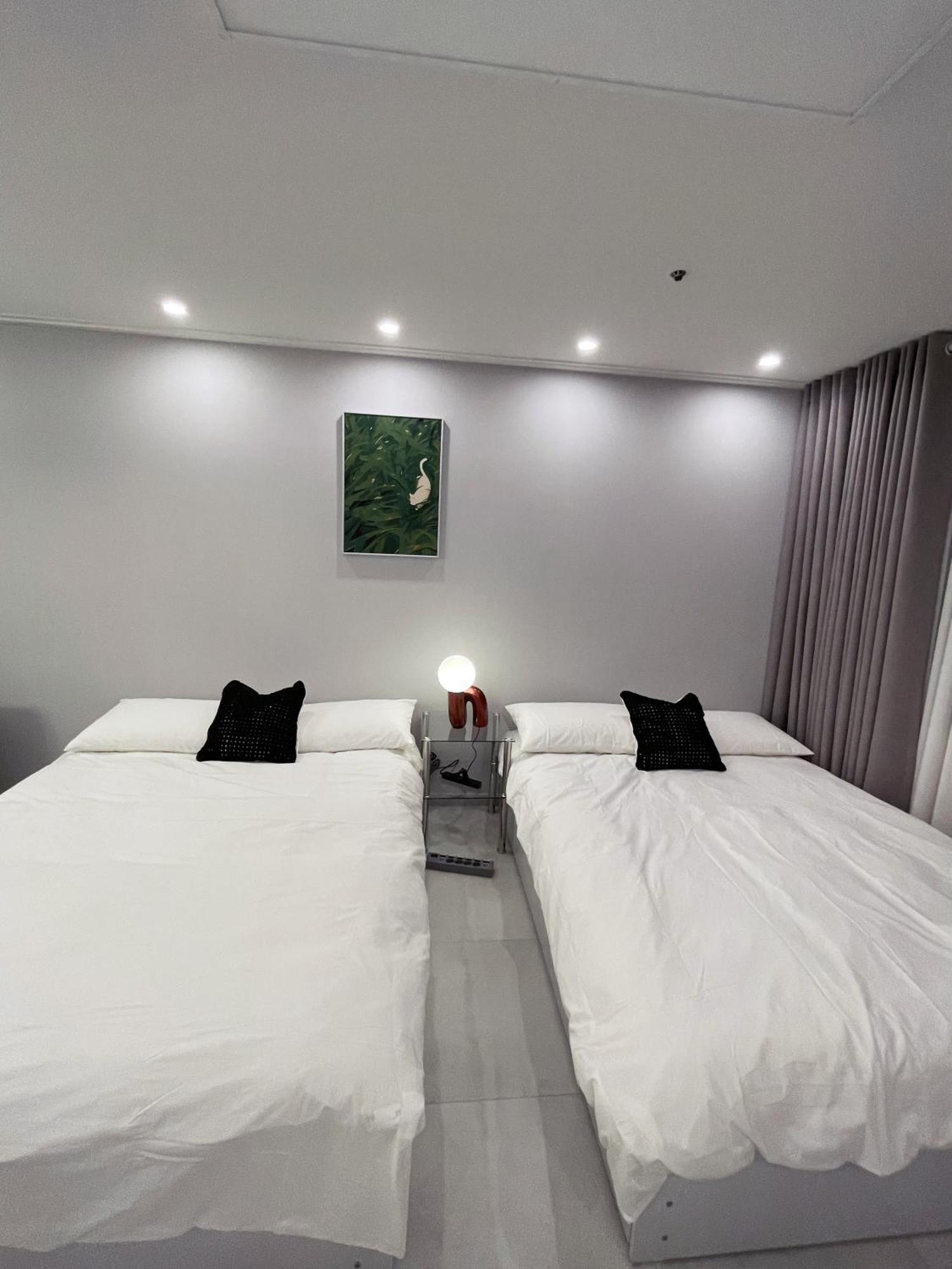 New Open Hongdae Tiger House *