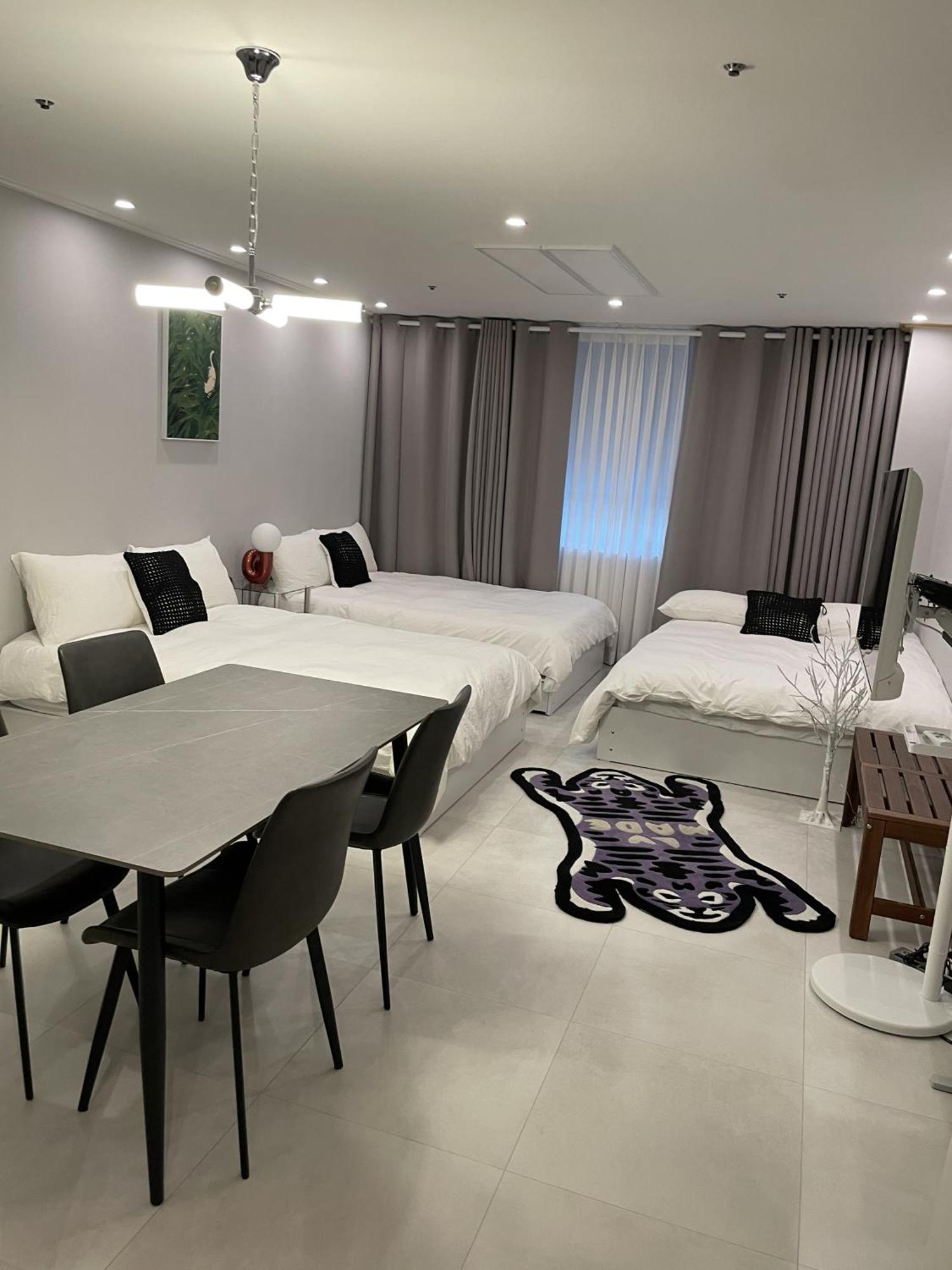 New Open Hongdae Tiger House アパート *
