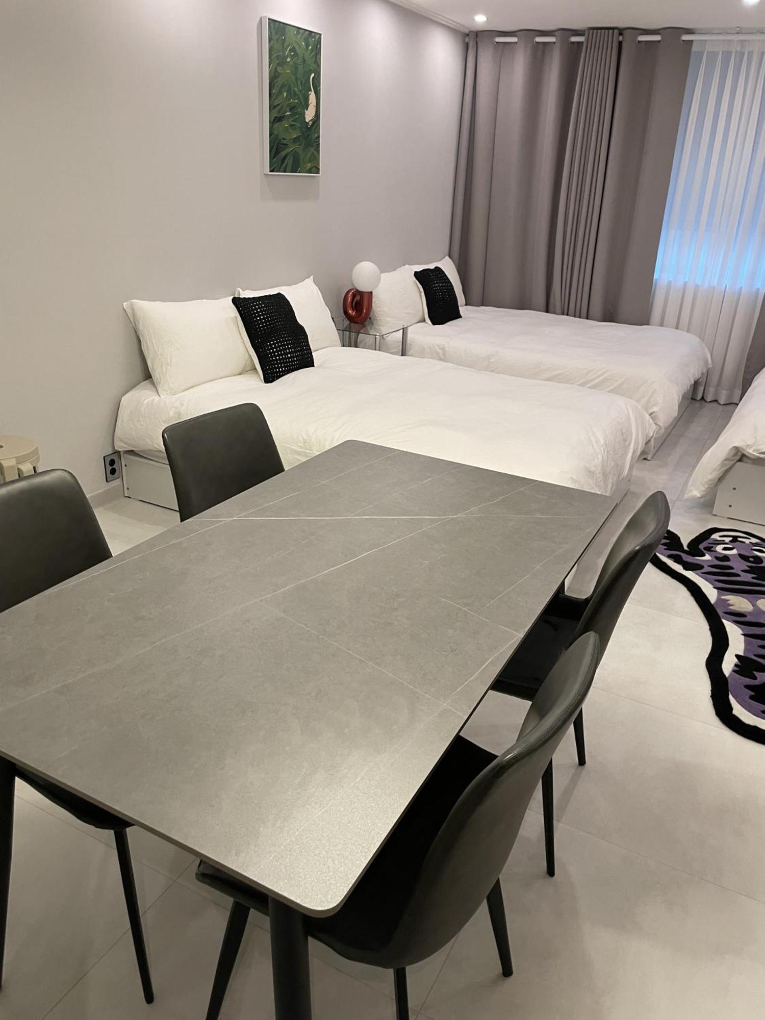 アパート New Open Hongdae Tiger House ソウル特別市