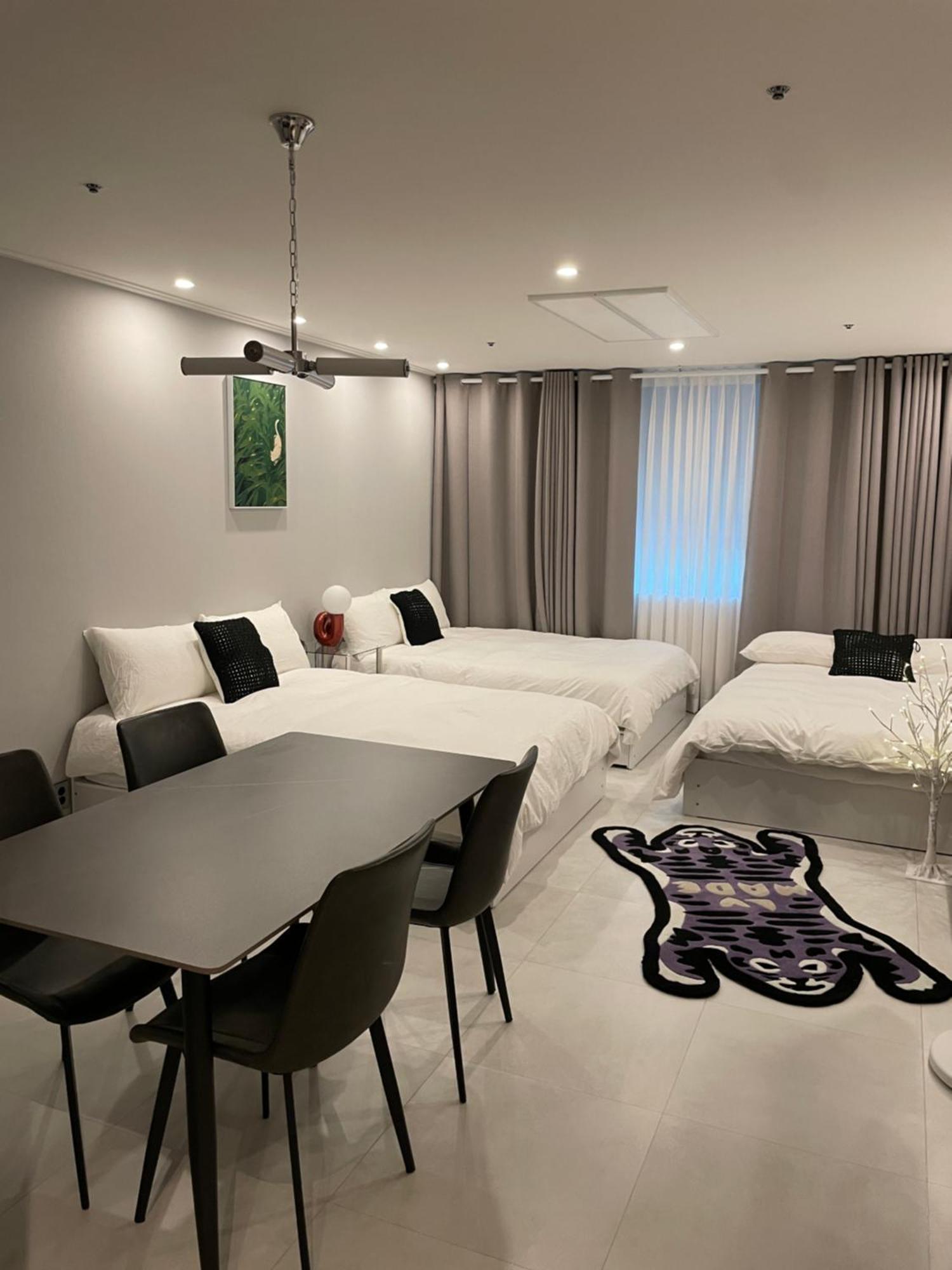 New Open Hongdae Tiger House アパート ソウル特別市