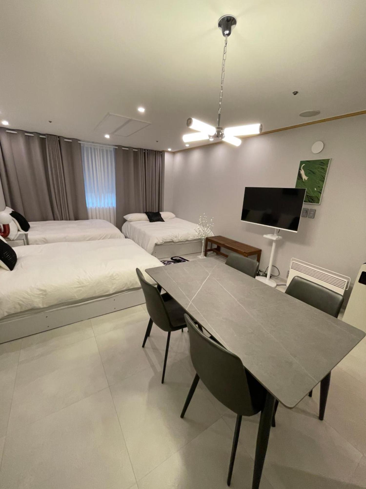 New Open Hongdae Tiger House *